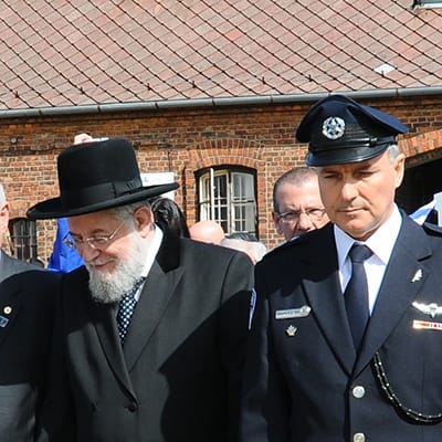 A Marcha da Vida em memória da morte de milhões de judeus no Holocausto