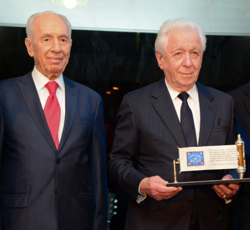 Frank Lowy